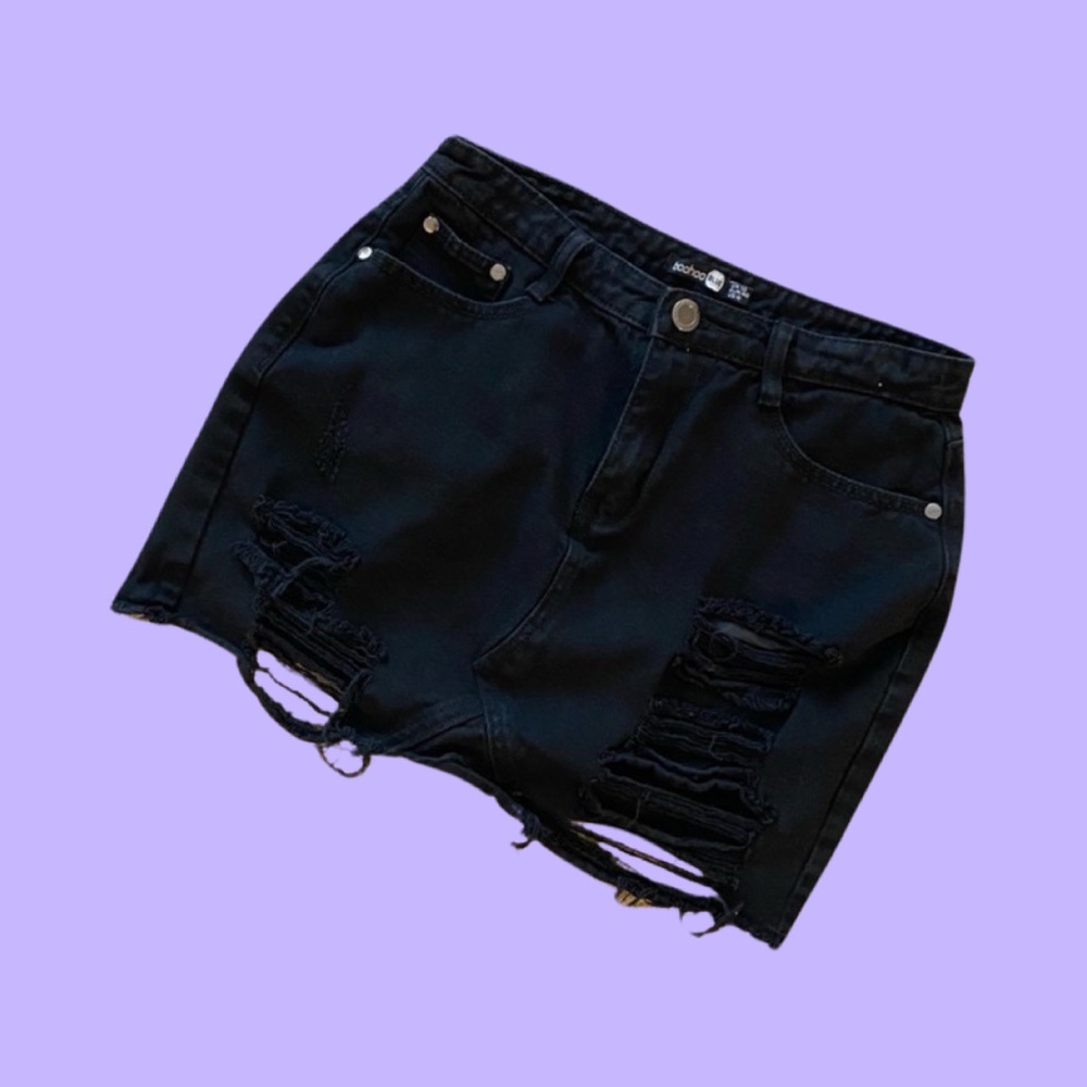 Distressed Boohoo Mini Skirt